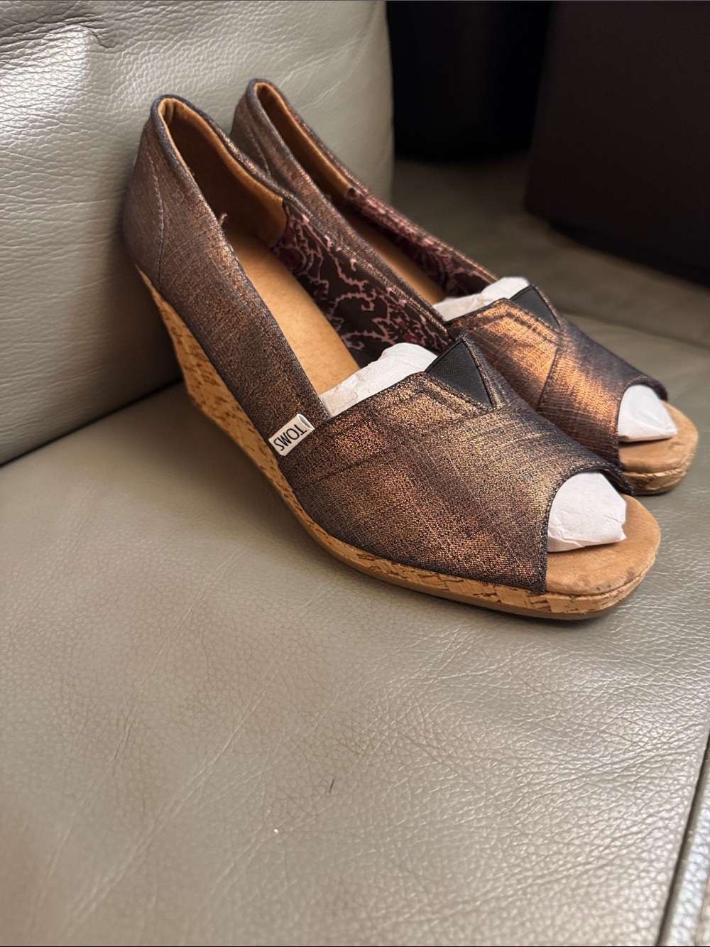 Toms Metallic Bronze Peep-Toe Wedge Sandals size 12